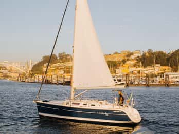 Oporto: crucero al atardecer con bebida de bienvenida en un velero