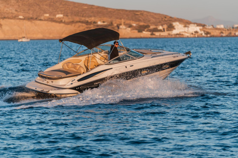 Santorin : Bateau privé de luxe avec nourriture et boissons