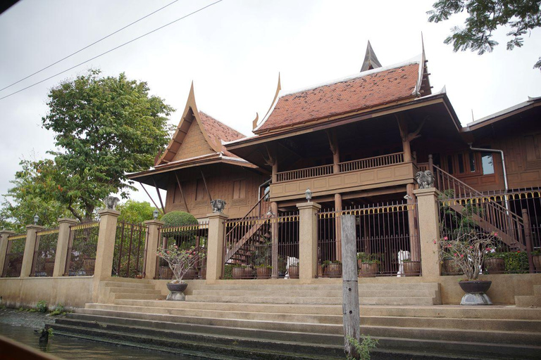 Bangkok : Wat Arun et musée des barges royales en longtail