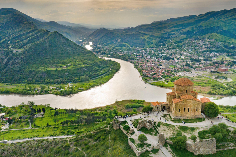 Mtskheta: Tour guidato con il Monastero di Jvari e ...