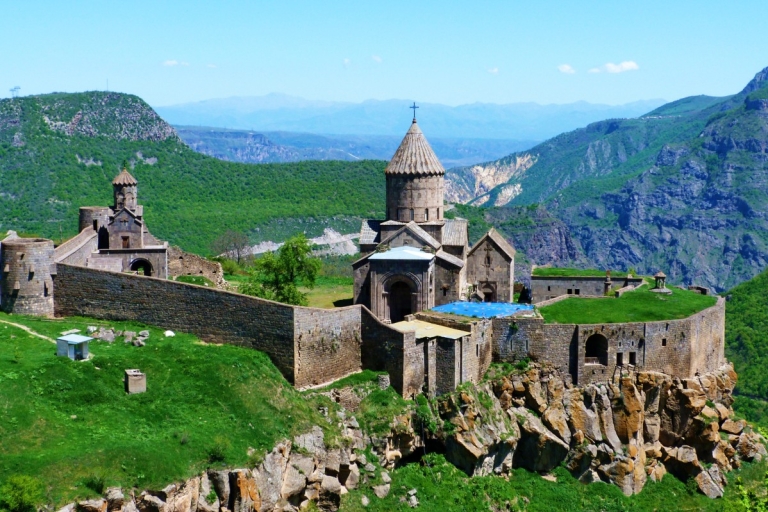 Vanuit Jerevan: Khor Virap, Areni-regio, Noravank, TatevPrivétour met gids