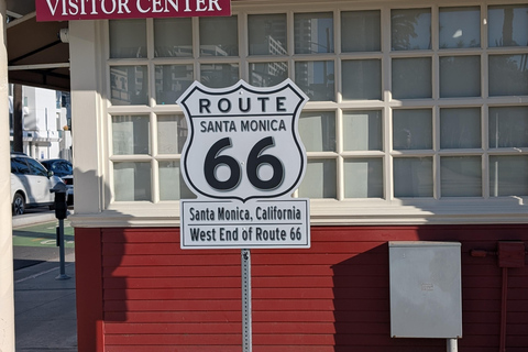 LA: Venice Beach, Muscle Beach & Santa Monica Walking Tour Italian language