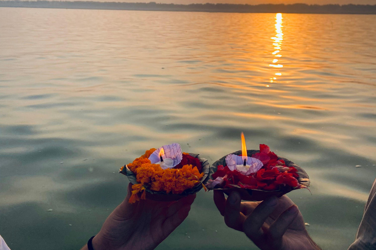 Marigold Boat trip to feel Kashi