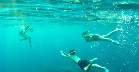Snorkeling in Ibiza: Guided tour of sea caves and crystal-clear waters.