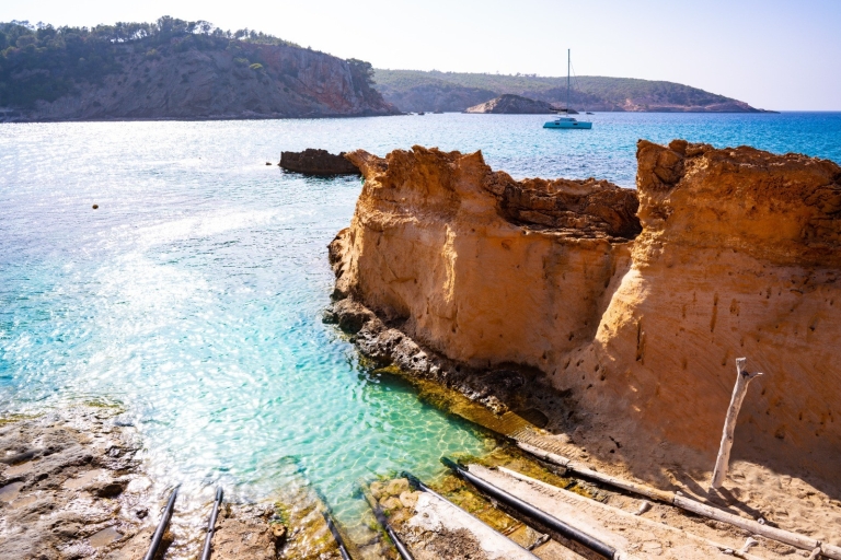 Ontdek de stranden van Ibiza op een boot zonder vergunning 8H