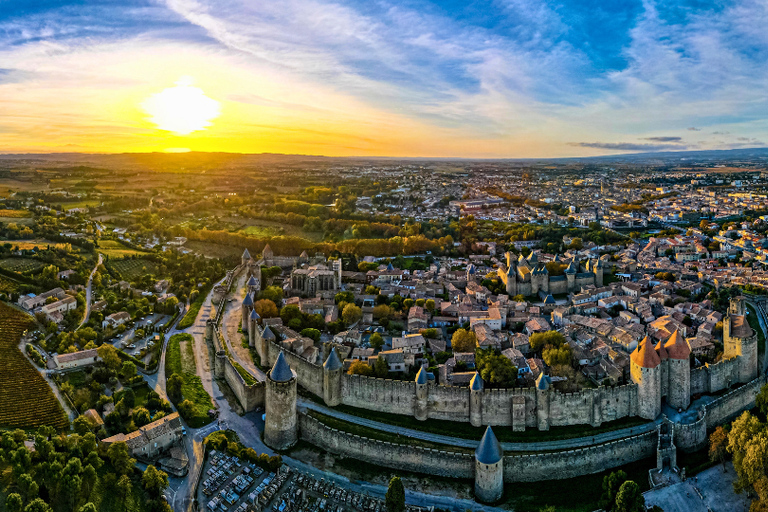 Carcassonne: Private Guided Tour with Your Mobile Phone Carcassonne: The Code of Saint Louis and the Double Walls with Physical Kit and Guide
