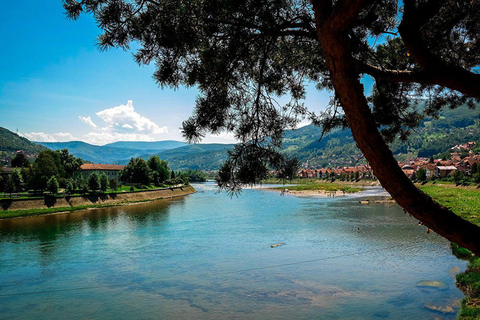 从萨拉热窝出发：沙丘金字塔、福查与戈拉日德之旅从萨拉热窝出发：沙丘金字塔、福查和戈拉日德一日游