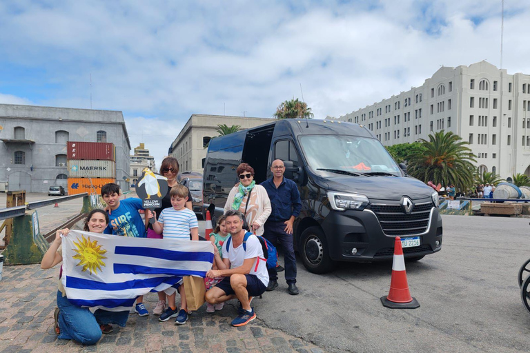 Montevideo: tour langs de hoogtepunten van de stad met ophaalservice