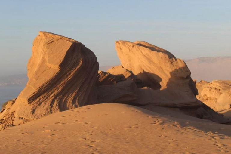 Agadir/Taghazout : Aventure en Sandboard et Dîner au Coucher du SoleilAgadir/Taghazout : aventure en sandboard et dîner au coucher du soleil