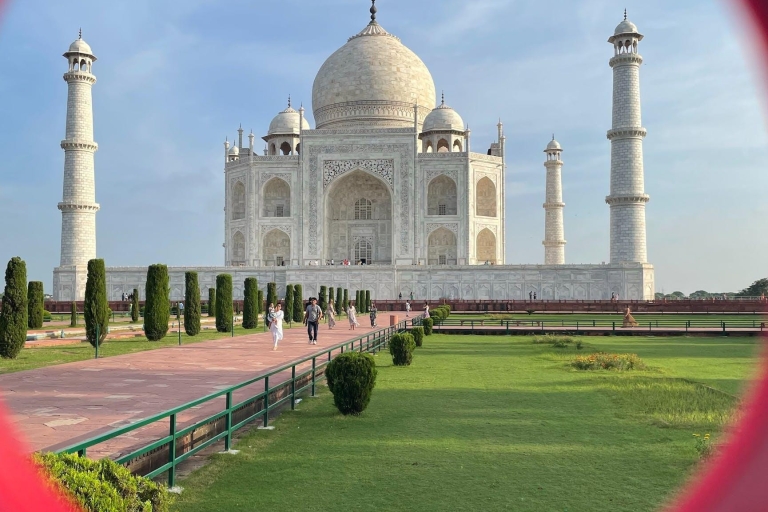 Depuis Delhi : Excursion privée d'une journée au Taj Mahal, au Fort d'Agra et au Baby TajVisite privée avec voiture, chauffeur et guide touristique