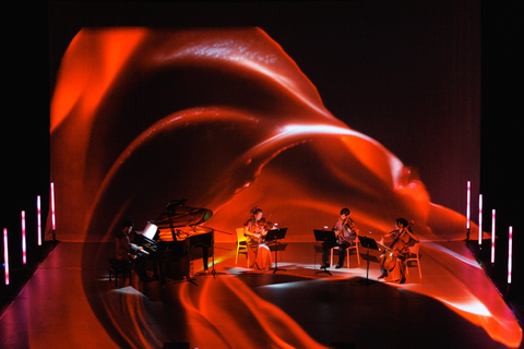 ✨Immersive Light and Music Show in Alicante I Under The Tree