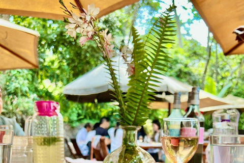 Nairobi: Brown's Cheese Farm Tour with Lunch