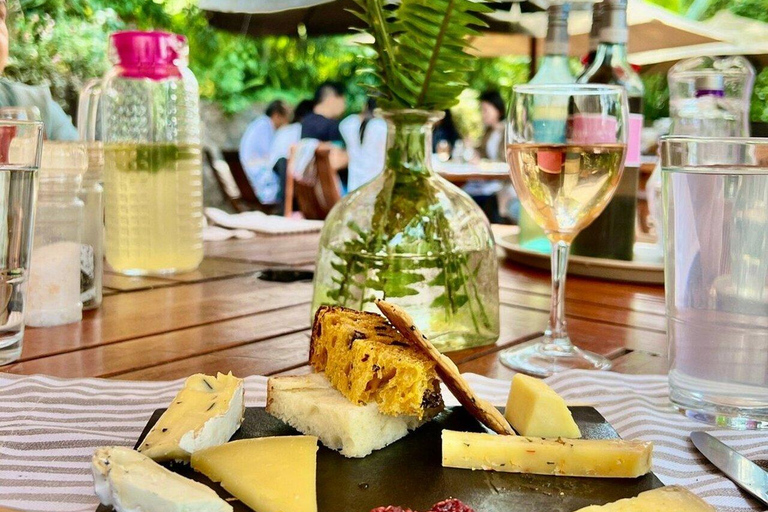 Nairobi: Brown's Cheese Farm Tour with Lunch