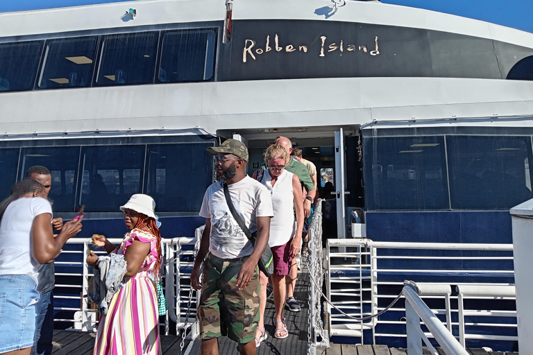 Cape Town: Table Mountain, Robben Island, & Dinner Tour