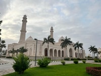 Salalah City Tour, Nature, Culture, History, Food, Shopping - Housity