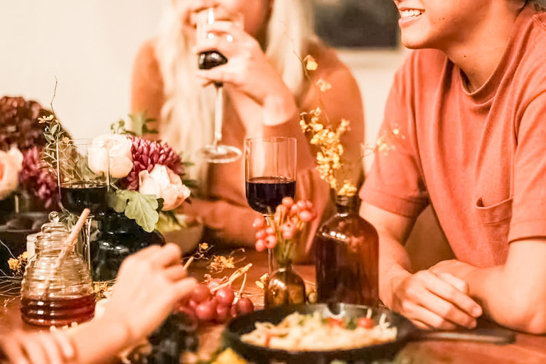 Berliner Mauer-Weinprobe: Geschichte des Kalten Krieges, Wein und Käse