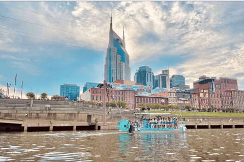 Nashville: Private Pontoon Boat Cruise