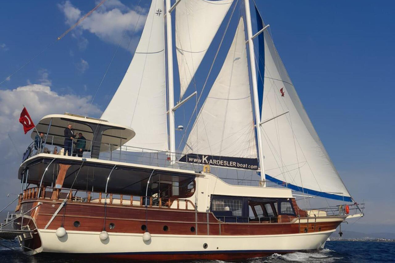 Aegean Sailing Yacht Tour: Swimming Stops, Lunch Hidden Bays