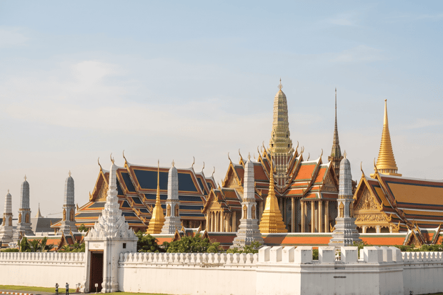 Bangkok: tour a piedi guidato del Gran Palazzo Reale e del Buddha di Smeraldo