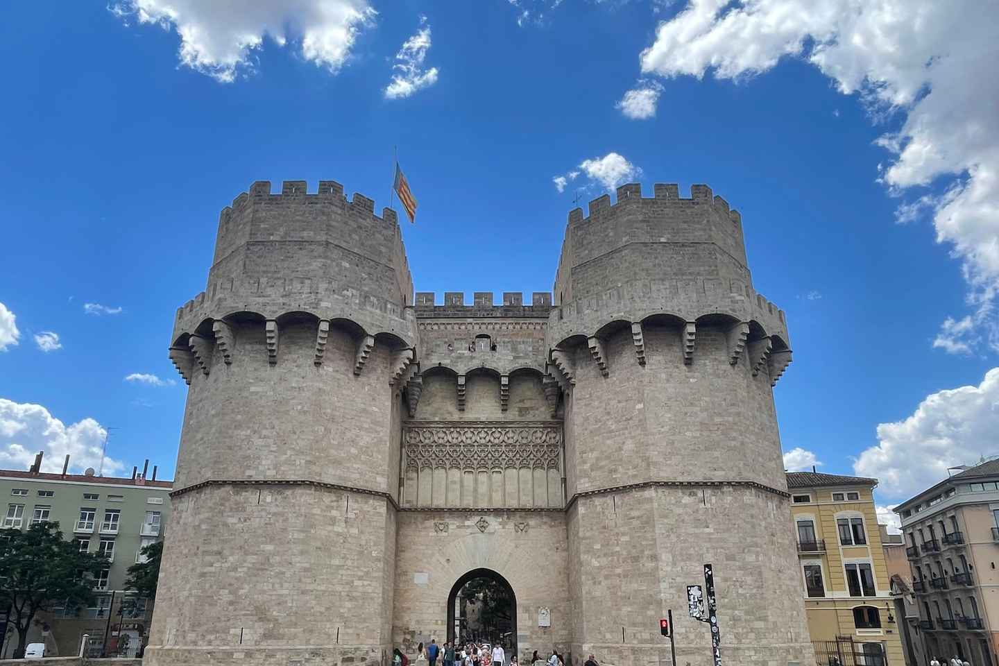 Valencia: Top 25 Highlights Guided Bike Tour