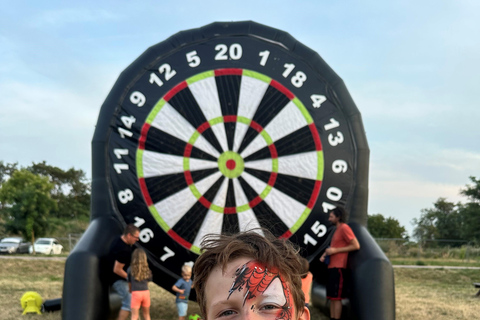 Bratislava: esperienza di footdarts con istruttoreBratislava: Prova il footdarts con un istruttore