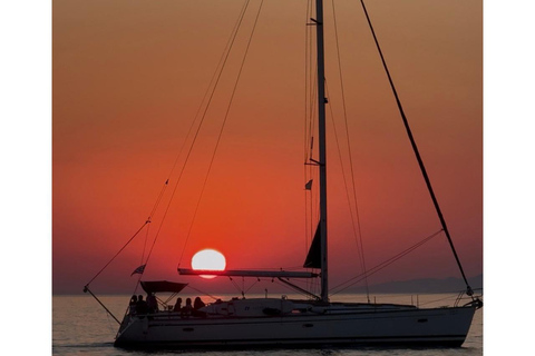Mykonos Golden Hour Sailing with Lunch & Transfers