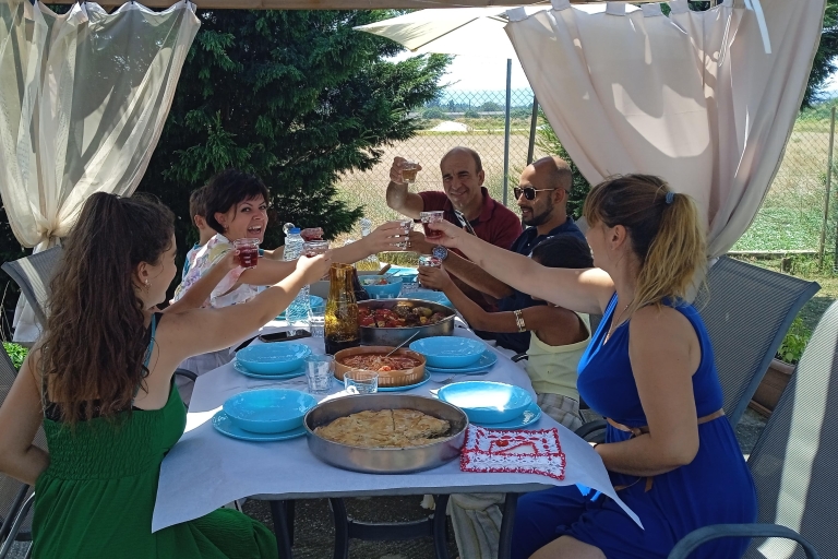 Thessaloniki: privé Griekse kookles en maaltijd op een boerderijThessaloniki: Kooklessen met lunch, diner op onze boerderij
