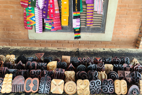 Accra: Kumasi e Cape Coast - Esperienza privata sulla storia dei neriAccra: Kumasi e Cape Coast - Un'esperienza privata alla scoperta della storia dei neri