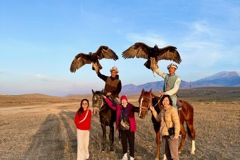 4 Days Issyk Kul Tour: Eagles, Yurts and Nomadic Traditions