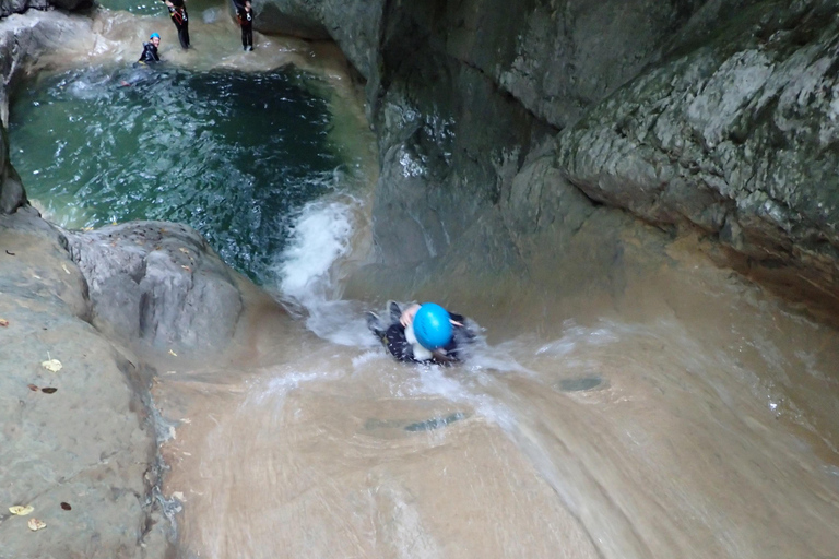 Discovery of Ternèze Canyon