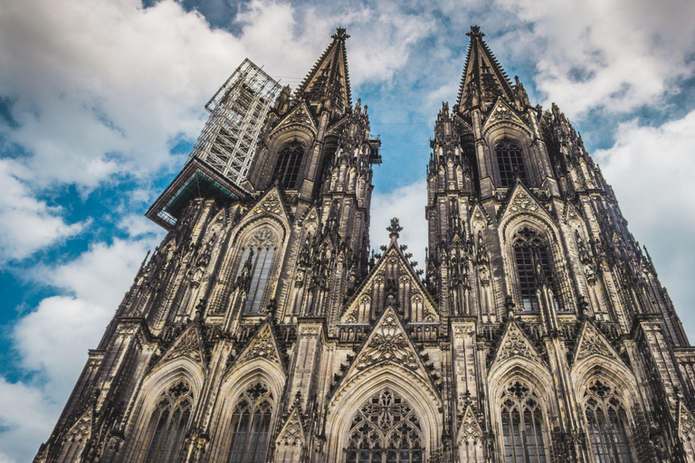 Best of Cologne: Private Walking Tour with a Local Private City Walking Tour - 2Hr