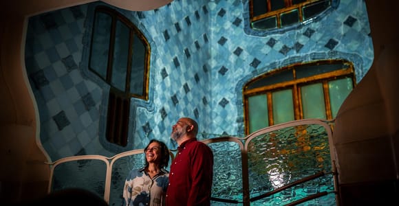 Barcelona: Casa Batlló Night Visit with Welcome Drink