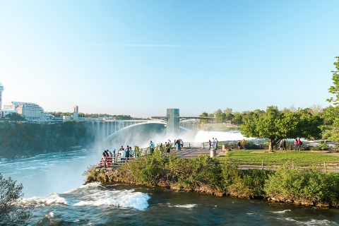 Toronto: Niagara Falls Day Tour z degustacją winaZ Toronto: Tylko wycieczka całodniowa nad wodospad Niagara