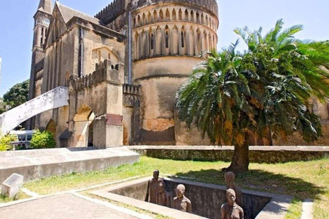 3-dniowa przygoda na Zanzibarze: Wyspa więzienna, wycieczka po przyprawach i Mnemba