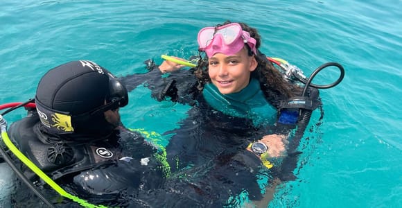 Cagliari: Discover scuba diving for Beginners