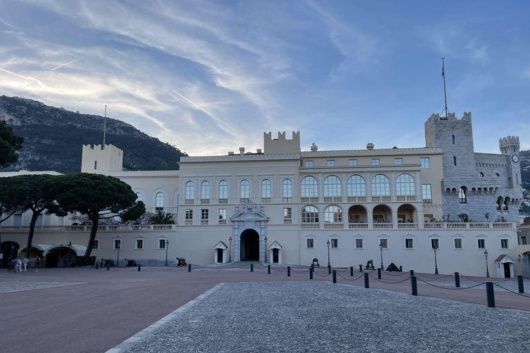 From Nice: Private Monaco and Coastline Highlights Car Tour