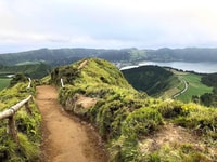 Excursiones en tierra al cráter del volcán y al lago de setas - Housity