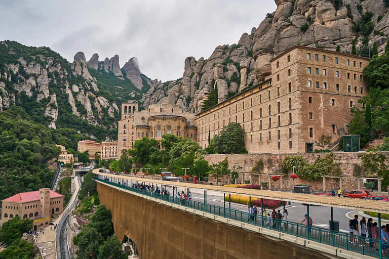 From Barcelona: Montserrat Full-Day Guided Tour