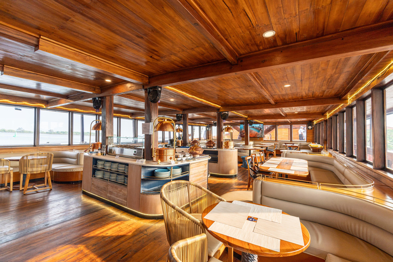 Bali: Sailor Dinner Cruise with Fire Show & Buffet