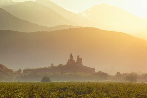 Tbilisi: 7-Day Tour To Georgia: Wine, Mountains & Canyons
