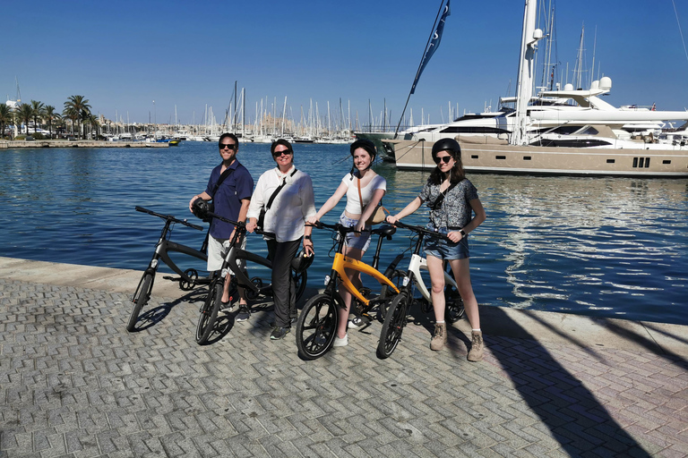 2 horas de passeio turístico de E-Bike em Palma de Mallorca2 horas de passeio de E-Bike em Palma de Mallorca