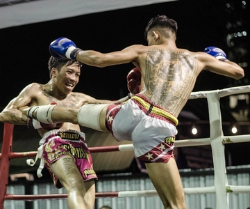 Chiang Mai: Kalare Night Bazaar Boxing Stadium Muay Thai