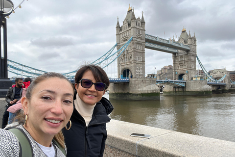 لندن: جولة في أقدم جزء من المدينة.اكتشف أقدم جزء من لندن