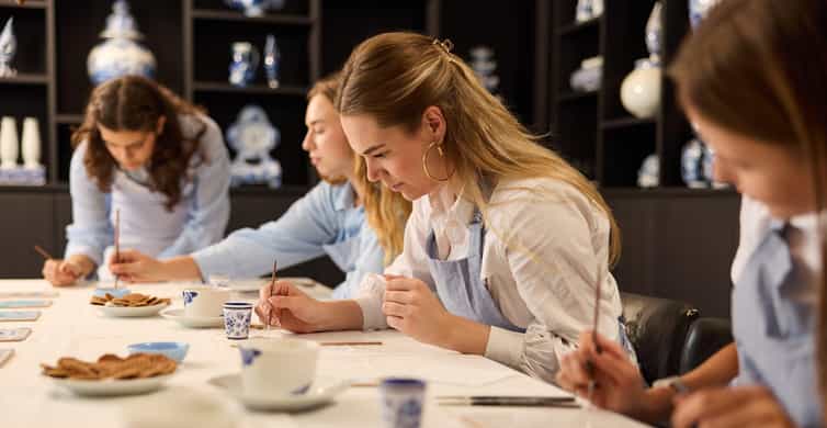 Amsterdam: Traditional Dutch Blue Tile Painting Workshop photo 9
