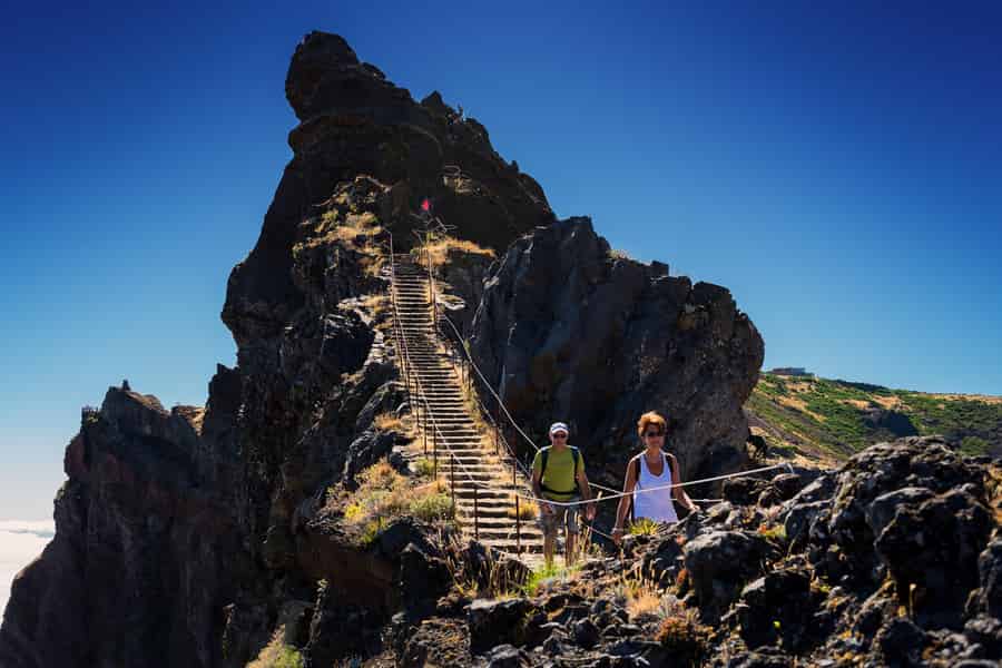Treppen zum Himmel: Wanderung am Pico Areeiro – mit Guide. Foto: GetYourGuide Treppen zum Himmel: Wanderung am Pico Areeiro – mit Guide. Foto: GetYourGuide