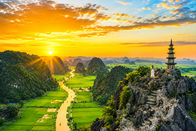 Hanoi: Ninh Binh Jeep Tour to Bich Dong, Trang An, Mua Cave