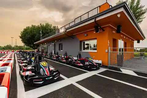 Riccione: Carrera de karts de 20 minutos con vueltas clasificatorias