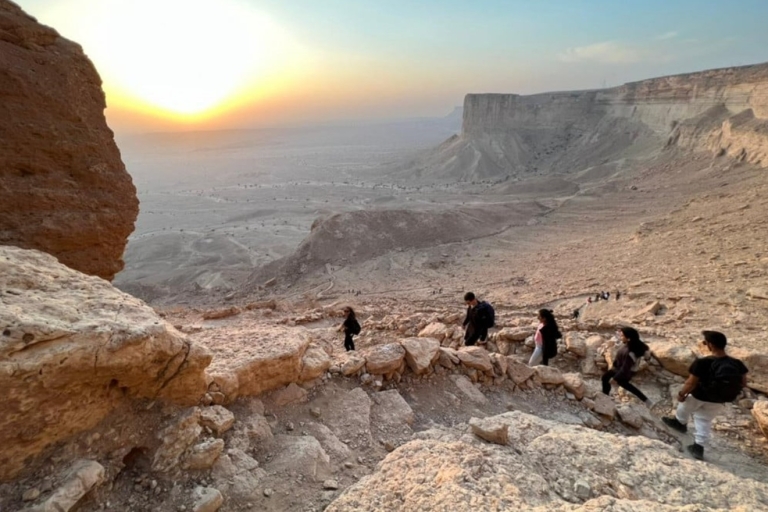 Riyadh: Edge of the World Day Trip Edge of the world