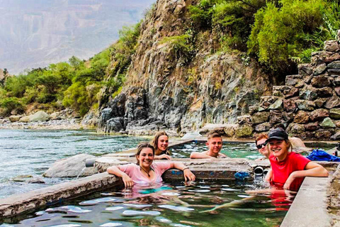 Excursión al Cañón del Colca 2 Días con Final en Puno