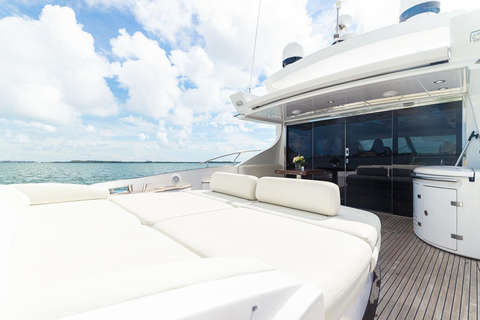 Miami: 2025 Axopar 37 Brabus Edition Boat Rental